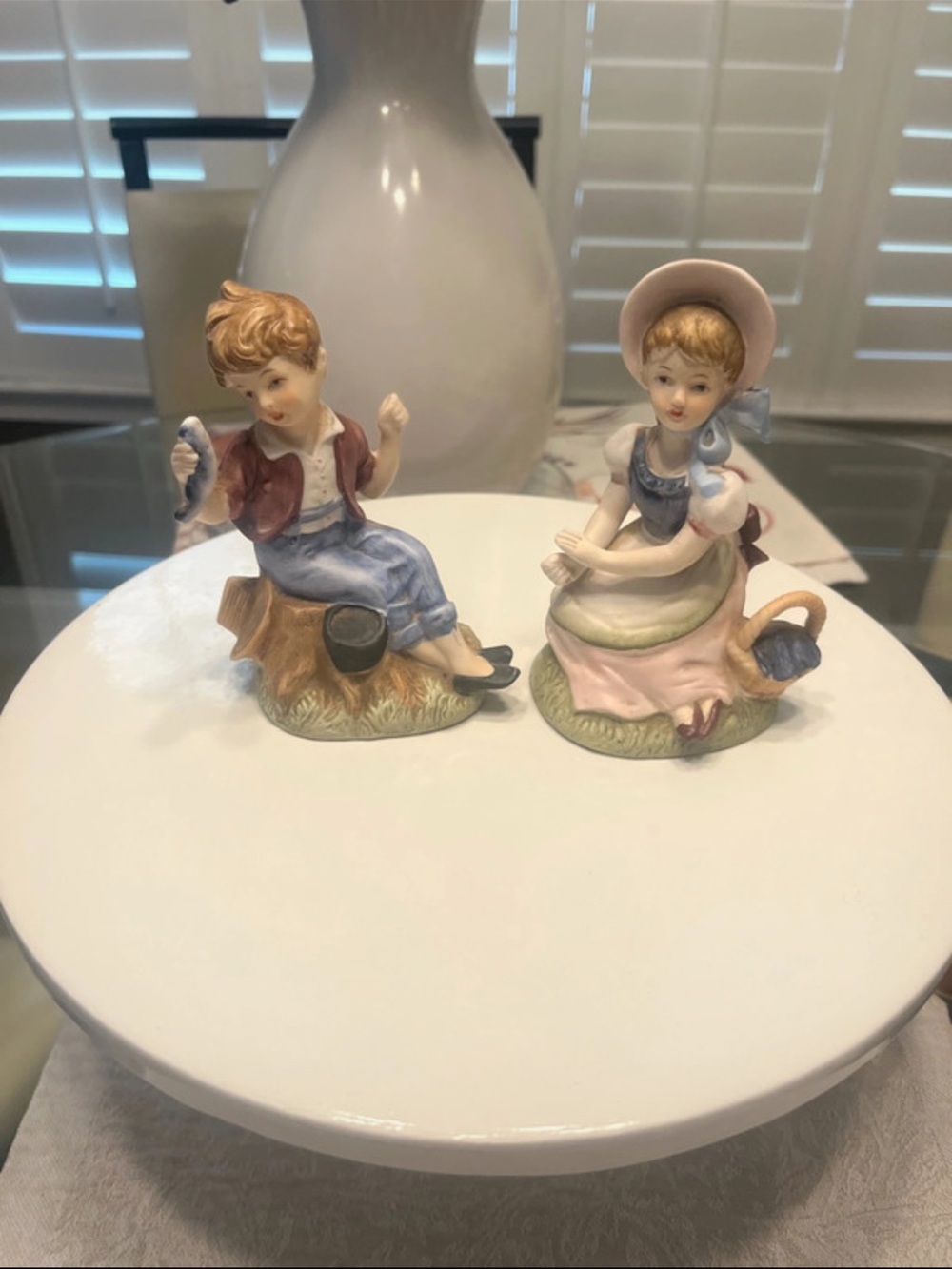 Ardco Porcelain Boy and Girl Figurine Set - Pastel Decorative Accents